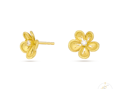 18K Gold & Diamond 3D Flower Earrings 18K Gold & Diamond 3D Flower Earrings